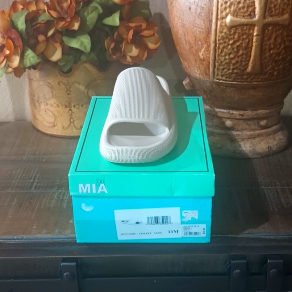 Women shoes